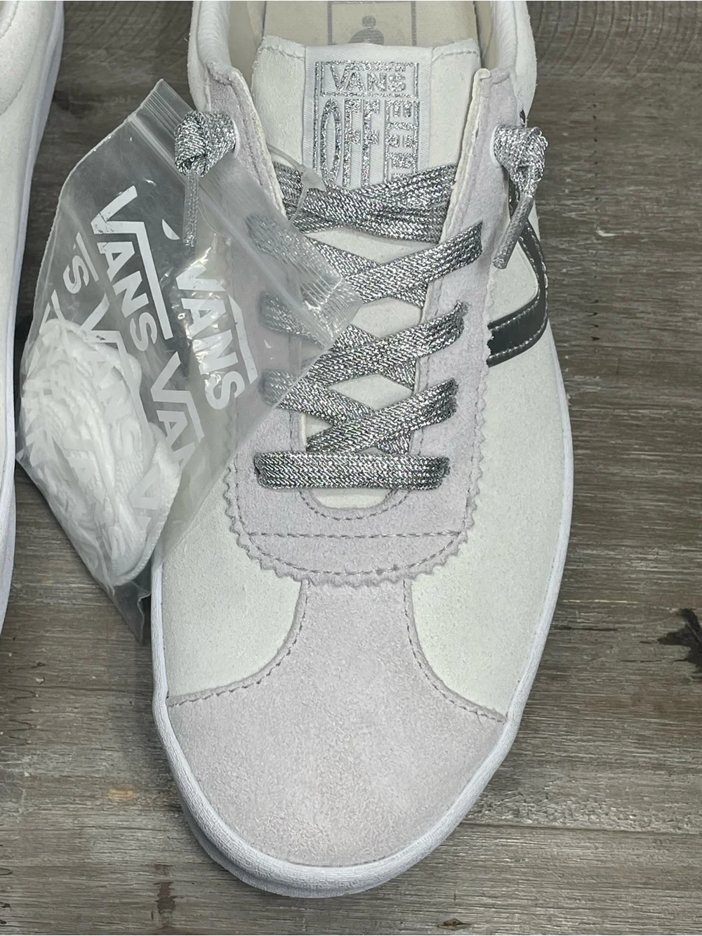 New Vans Sport Low High Shine Suede Sneaker Off-White Silver Metallic 11 W 9.5 M